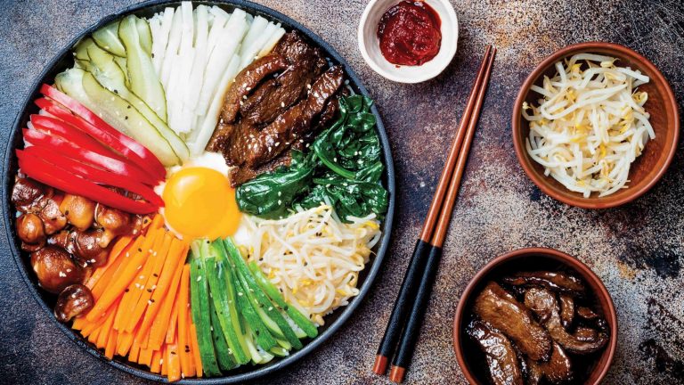 วิธีทำข้าวยำเกาหลี หรือ บิบิมบับ ยอดนิยม ถูกใจสาวกอาหารเกาหลี